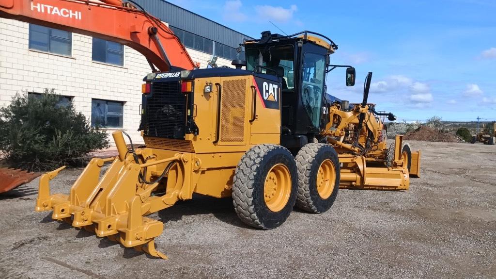 CAT 120 M Motoniveladoras