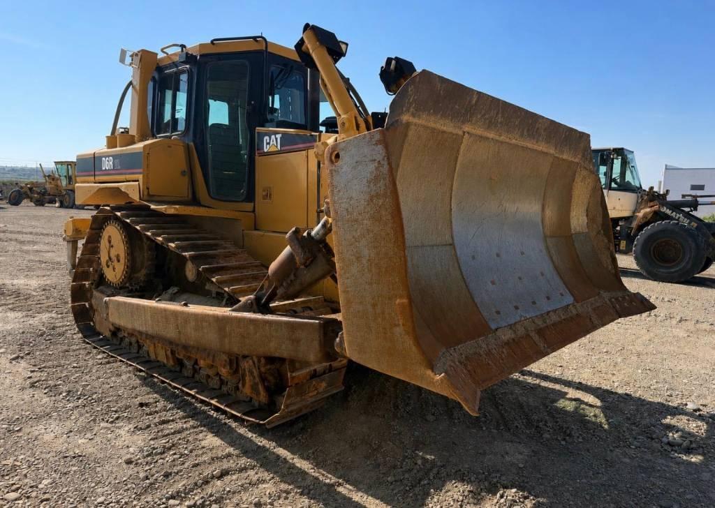 CAT D 6 R XL II Buldozer sobre oruga